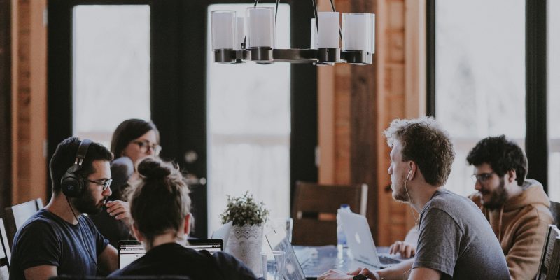 Salariés dans un bureau